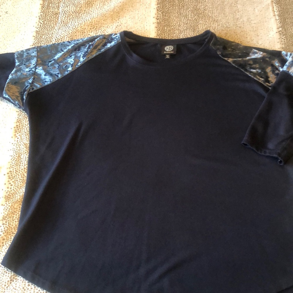 Bobeae short sleeve top